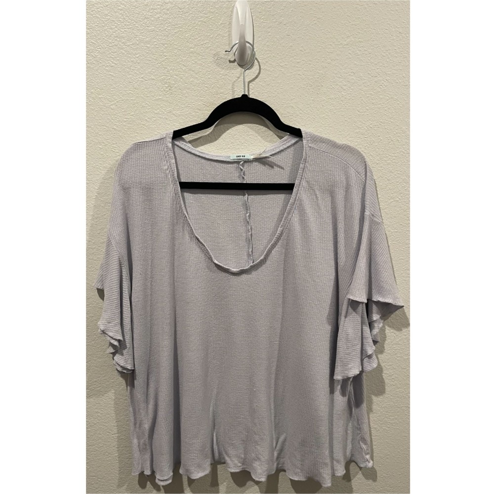 KIMCHI BLUE Blue Ribbed V-Neck Tee